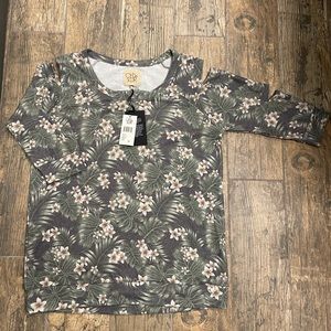 Chaser size large NWT